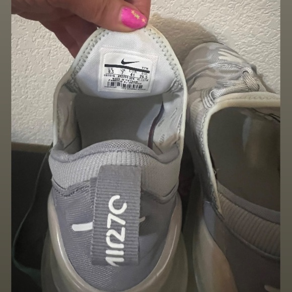 Women’s Nike Air Max 70 White Camouflage Print Size 9.5 - Picture 6 of 9